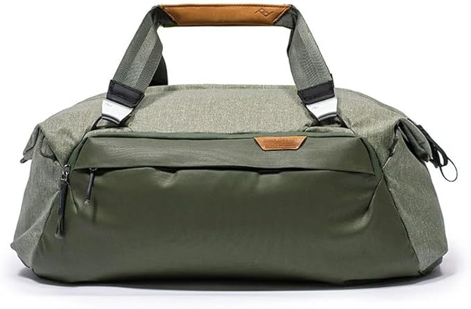 Peak Design Travel Duffel, Extra-Wide Single Zip Access, Weatherproof Shell, 4 External Pockets, Fits Packing Cubes & Camera Cubes, Ideal for Weekend Trips, Versatile Duffel Bag for Travel