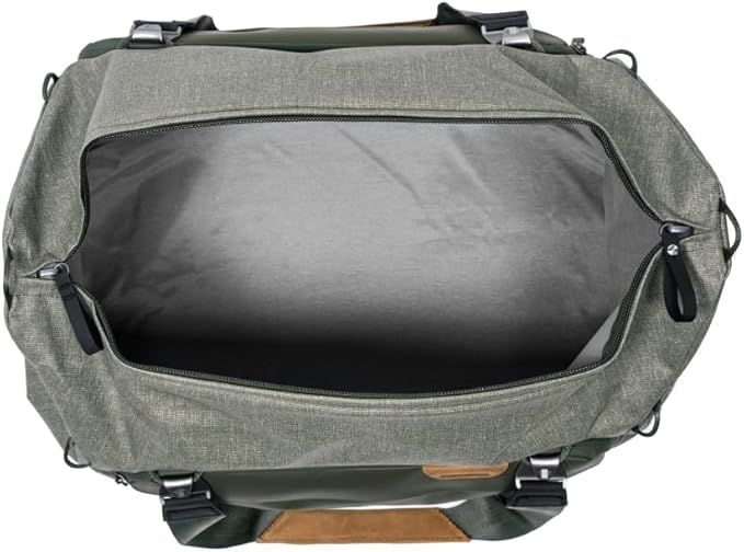 Peak Design Travel Duffel, Extra-Wide Single Zip Access, Weatherproof Shell, 4 External Pockets, Fits Packing Cubes & Camera Cubes, Ideal for Weekend Trips, Versatile Duffel Bag for Travel
