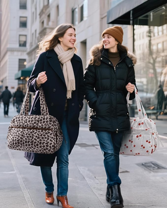 BAGSMART Gym Bag for Women, Duffle Bag for Travel with Wet Pocket, Lightweight Carry on Weekender Duffel, Water Resistant