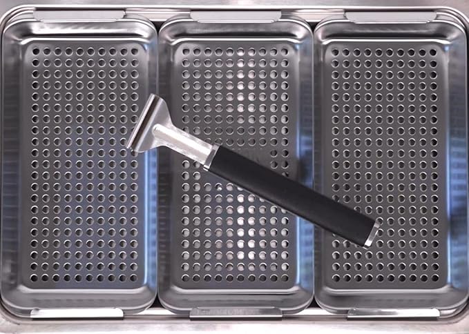 Yukon Glory™ BBQ 'N SERVE Grill Baskets (Grill-to-Table Basket Extra Clip On Handle)