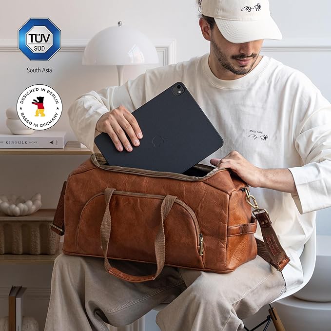 Berliner Bags Vintage Genuine Leather Duffle Denver M for Travel or the Gym, Weekender Bag, Overnight Bag for Men and Women - Brown