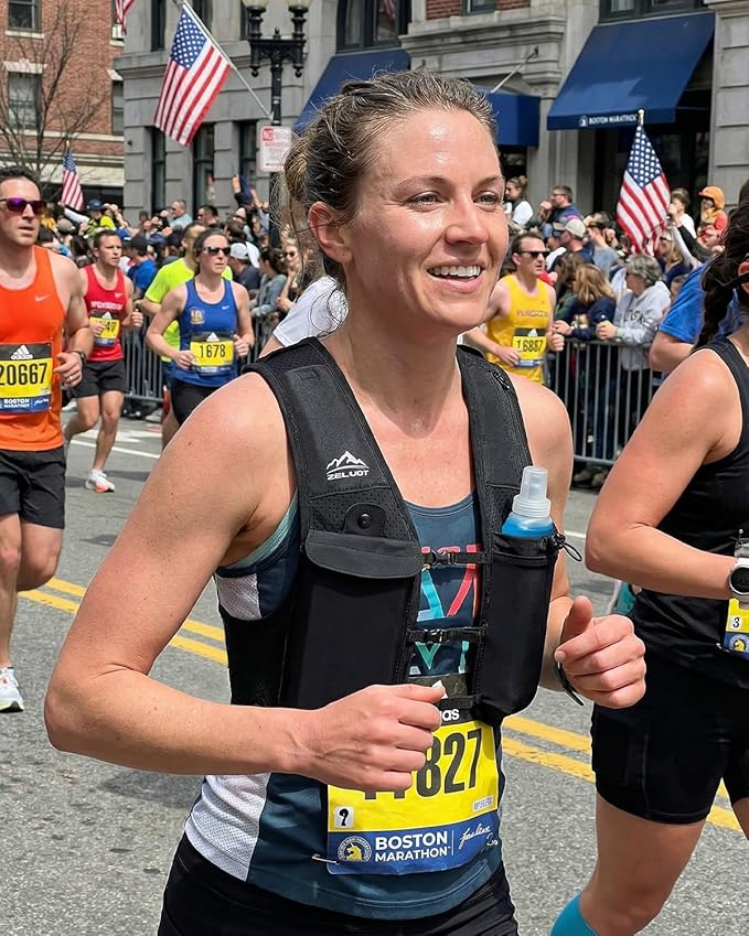 Zelvot Running Vest for Women Men, USA Original Patent, Adjustable Chest Straps Running Hydration Vest with 500ml Soft Flask, Lightweight Reflective Hydration Backpack for Marathon